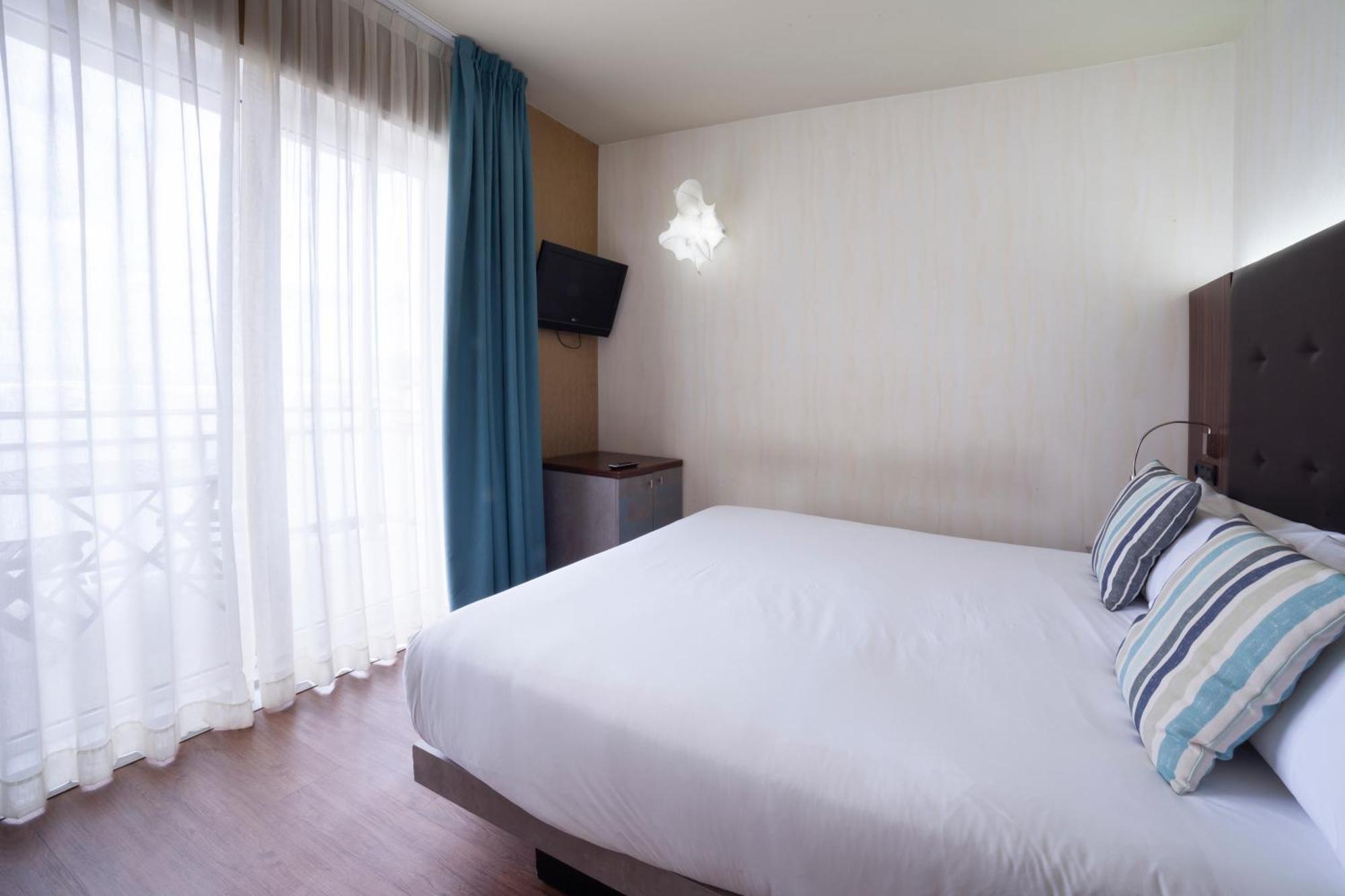 Petit Palace Tamarises Гечо Номер фото